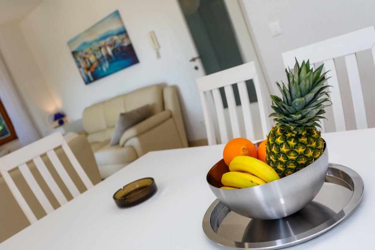 Apartman Jezevac คิร์ก ภายนอก รูปภาพ