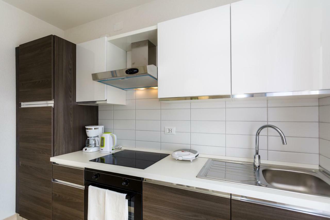 Apartman Jezevac คิร์ก ภายนอก รูปภาพ